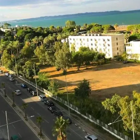 Sea Side Apartamento *